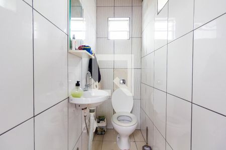 Casa à venda com 280m², 8 quartos e 5 vagasCASA 3: BANHEIRO 2