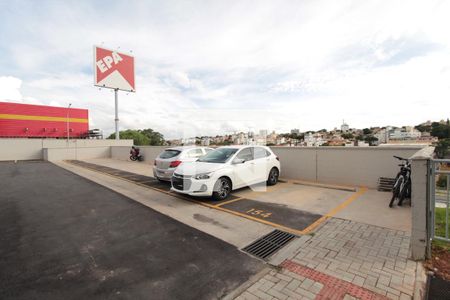 Garagem de apartamento à venda com 2 quartos, 50m² em Jardim Guanabara, Belo Horizonte