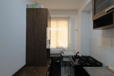 Cozinha e Área de Serviço de apartamento à venda com 2 quartos, 50m² em Jardim Guanabara, Belo Horizonte