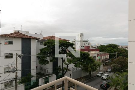 Vista Quarto 1 de apartamento à venda com 3 quartos, 160m² em Santa Rosa, Belo Horizonte