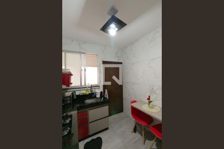 Cozinha de apartamento à venda com 3 quartos, 160m² em Santa Rosa, Belo Horizonte