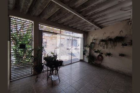Garagem de casa à venda com 7 quartos, 760m² em Sacomã, São Paulo