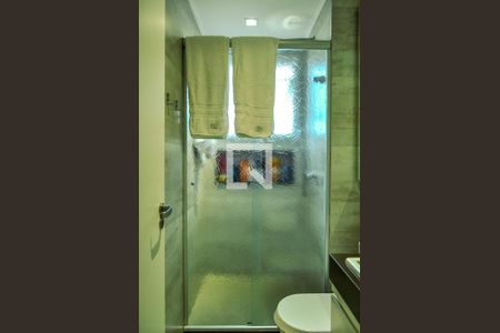Banheiro da Suíte de apartamento à venda com 2 quartos, 68m² em Santo Antônio, Porto Alegre
