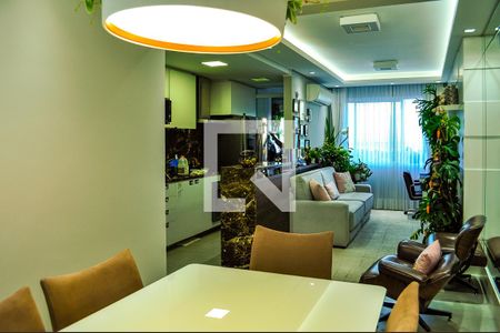 Sala de apartamento à venda com 2 quartos, 68m² em Santo Antônio, Porto Alegre