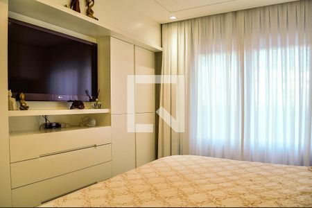 Suíte de apartamento à venda com 2 quartos, 68m² em Santo Antônio, Porto Alegre