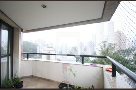 Varanda Sala de apartamento à venda com 3 quartos, 130m² em Vila Andrade, São Paulo