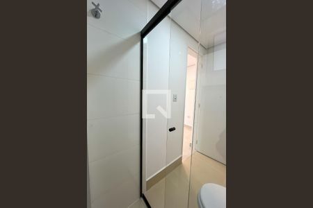 Banheiro de apartamento para alugar com 1 quarto, 30m² em Jardim Maristela, São Paulo