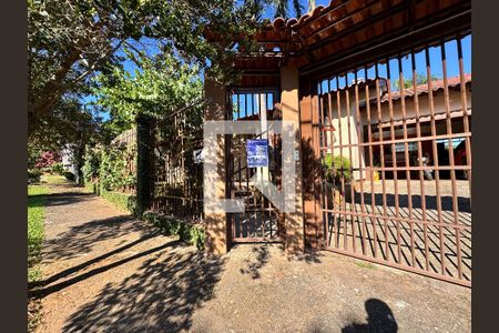 Fachada de casa à venda com 3 quartos, 159m² em Campestre, São Leopoldo