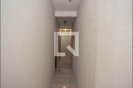 Corredor de casa para alugar com 3 quartos, 150m² em Jardim das Palmas, São Paulo