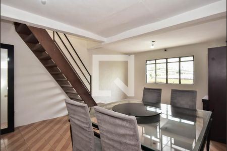 Sala 1 de casa para alugar com 3 quartos, 150m² em Jardim das Palmas, São Paulo