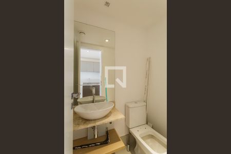 Lavabo de kitnet/studio à venda com 1 quarto, 61m² em Indianópolis, São Paulo