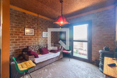 Sala de casa à venda com 2 quartos, 120m² em Cristal, Porto Alegre