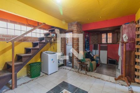 Sala 2 de casa à venda com 2 quartos, 120m² em Cristal, Porto Alegre