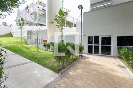 Fachada do Condomínio de apartamento para alugar com 2 quartos, 32m² em Colônia (zona Leste), São Paulo