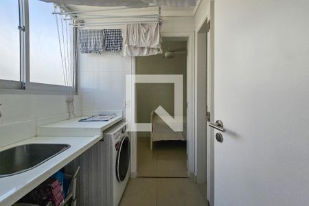 Área de serviço de apartamento para alugar com 3 quartos, 180m² em Centro, Guarujá