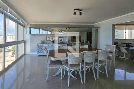 Sala de apartamento para alugar com 3 quartos, 180m² em Centro, Guarujá