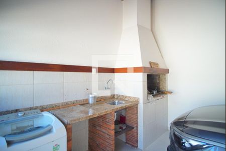 Churrasqueira de casa à venda com 4 quartos, 313m² em Jardim Lindóia, Porto Alegre