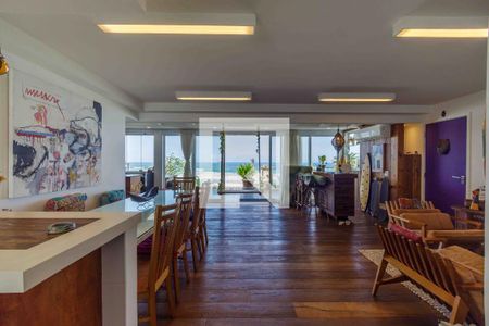 Sala de apartamento à venda com 2 quartos, 262m² em Recreio dos Bandeirantes, Rio de Janeiro