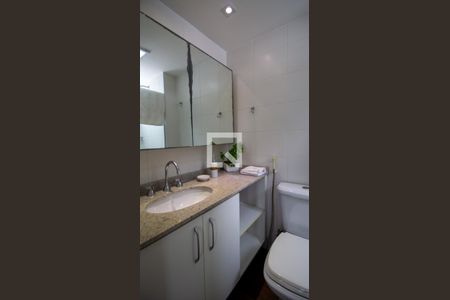 Banheiro da Suíte 2 de apartamento à venda com 2 quartos, 262m² em Recreio dos Bandeirantes, Rio de Janeiro