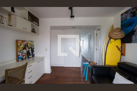 Hall dos Quartos de apartamento à venda com 2 quartos, 262m² em Recreio dos Bandeirantes, Rio de Janeiro