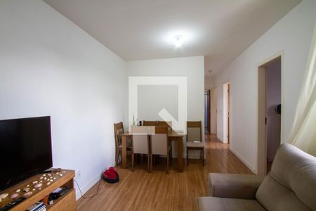 Sala de apartamento para alugar com 3 quartos, 60m² em Santa Cândida, Curitiba