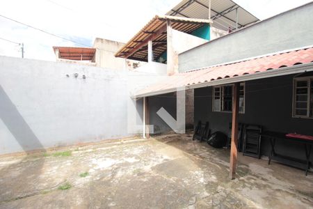 Garagem de casa à venda com 3 quartos, 95m² em Juliana, Belo Horizonte