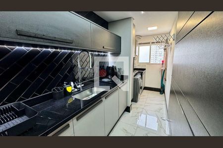 Apartamento à venda com 3 quartos, 99m² em Vila Gomes Cardim, São Paulo