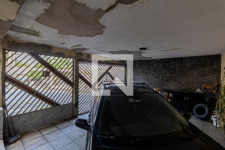 Garagem de casa à venda com 3 quartos, 261m² em Penha de França, São Paulo