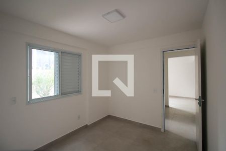 Quarto 1 de apartamento para alugar com 2 quartos, 41m² em Vila Zelina, São Paulo