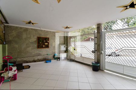 Garagem de casa à venda com 4 quartos, 286m² em Jardim Nova Taboao, Guarulhos