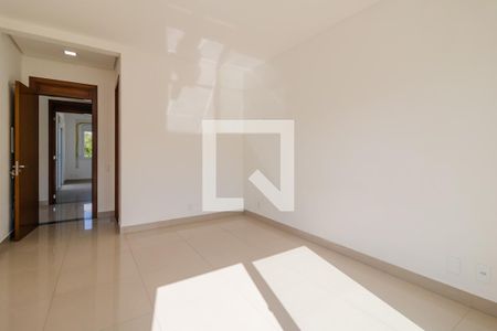 Quarto 1 de casa à venda com 3 quartos, 178m² em Hípica, Porto Alegre