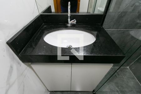 Detalhe banheiro de apartamento para alugar com 2 quartos, 40m² em Cidade Líder, São Paulo