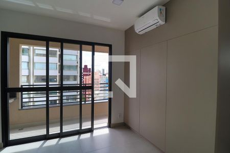 Sala/Cozinha de apartamento para alugar com 1 quarto, 34m² em Saraiva, Uberlândia