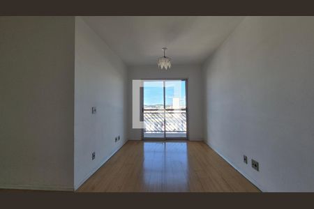 Sala de apartamento para alugar com 3 quartos, 70m² em Vila Bela Vista, Santo André