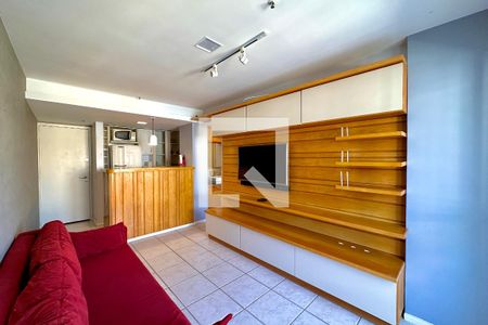 Sala de apartamento para alugar com 1 quarto, 40m² em Botafogo, Rio de Janeiro