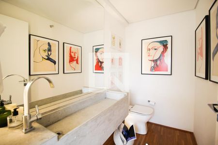 Lavabo de apartamento à venda com 4 quartos, 180m² em Vila Nova Conceição, São Paulo