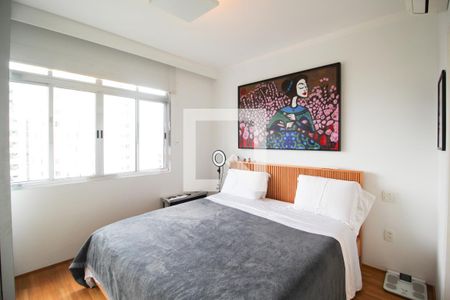 Suíte 1 de apartamento à venda com 4 quartos, 180m² em Vila Nova Conceição, São Paulo