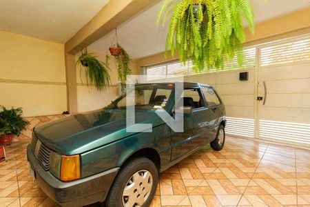 Garagem de casa à venda com 4 quartos, 130m² em Conjunto Habitacional Padre Jose de Anchieta, São Paulo