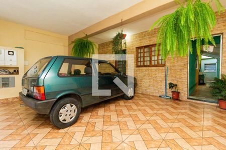 Garagem de casa à venda com 4 quartos, 130m² em Conjunto Habitacional Padre Jose de Anchieta, São Paulo