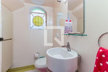 Casa à venda com 3 quartos, 289m² em Mirandópolis, São Paulo