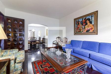 Casa à venda com 3 quartos, 289m² em Mirandópolis, São Paulo