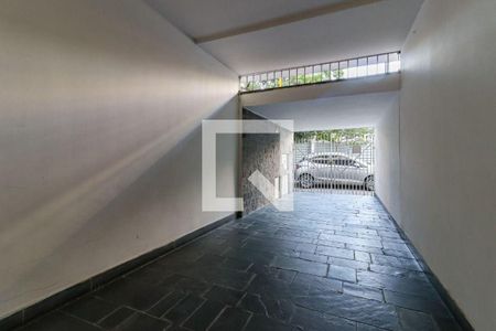 Casa à venda com 3 quartos, 289m² em Mirandópolis, São Paulo