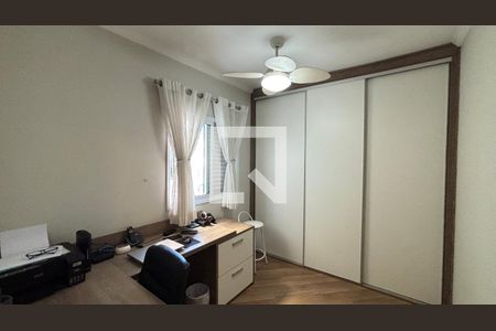 Quarto de apartamento à venda com 3 quartos, 160m² em Vila Camilópolis, Santo André