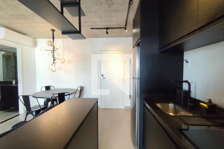 Cozinha e Área de Serviço de apartamento para alugar com 1 quarto, 41m² em Cambuí, Campinas