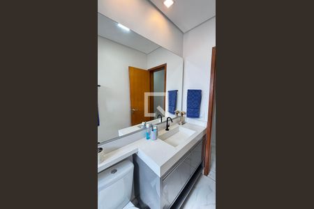 Banheiro de apartamento à venda com 2 quartos, 263m² em Parque Capuava, Santo André