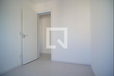 Quarto 1 de apartamento para alugar com 3 quartos, 65m² em Humaitá, Porto Alegre