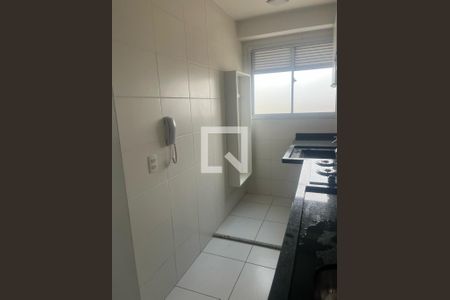 Cozinha e Área de Serviço de apartamento para alugar com 2 quartos, 40m² em Vila Penteado, São Paulo