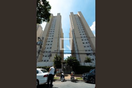Fachada de apartamento para alugar com 2 quartos, 40m² em Vila Penteado, São Paulo