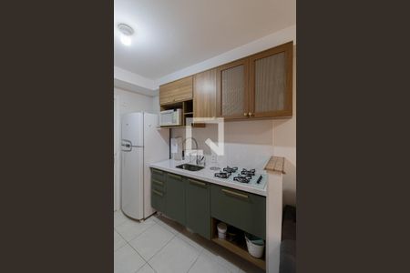 Sala/Cozinha/Área de Serviço de apartamento para alugar com 1 quarto, 30m² em Vila Ré, São Paulo