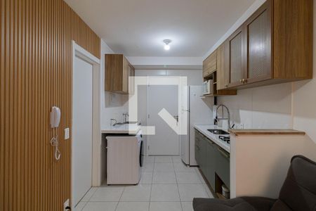 Sala/Cozinha/Área de Serviço de apartamento para alugar com 1 quarto, 30m² em Vila Ré, São Paulo